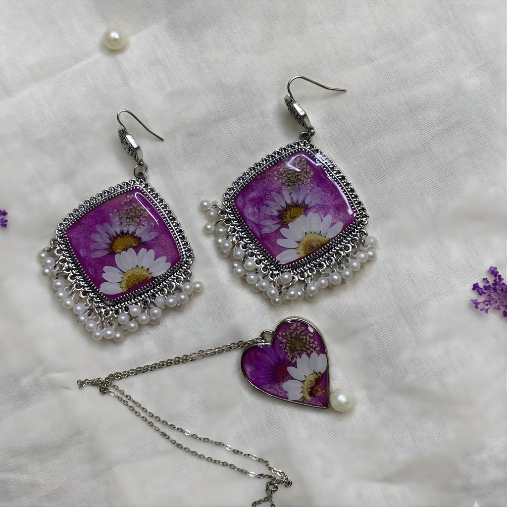 Unique Real Dried Flower Necklace & Earrings Set | Romantic Purple Botanical Gift