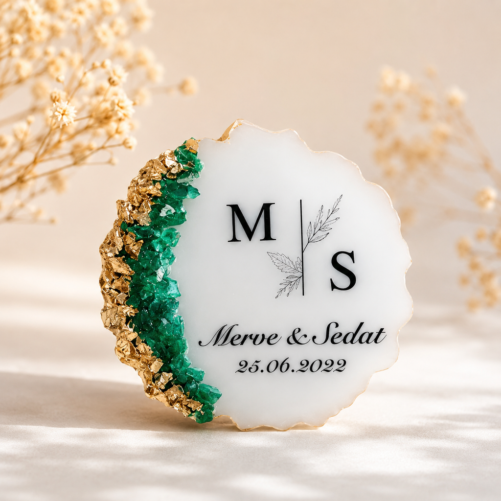 Personalized Resin Name Plaque with Emerald Crystal Edge | Custom Couple Keepsake