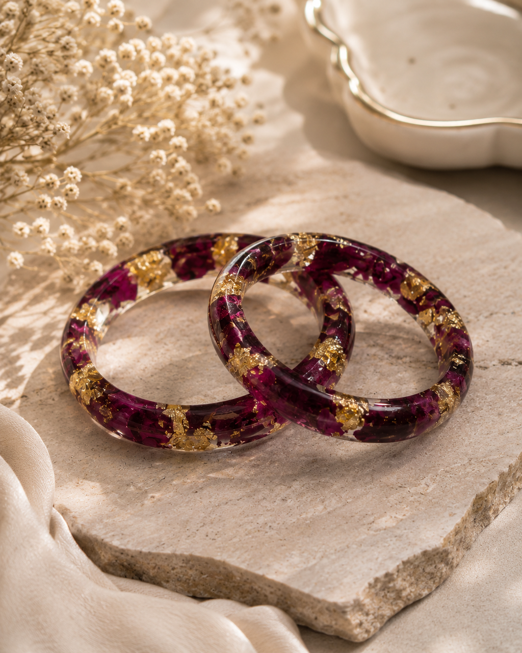 Custom Wedding Flower Preservation Resin Bangle – Gold Foil Edition