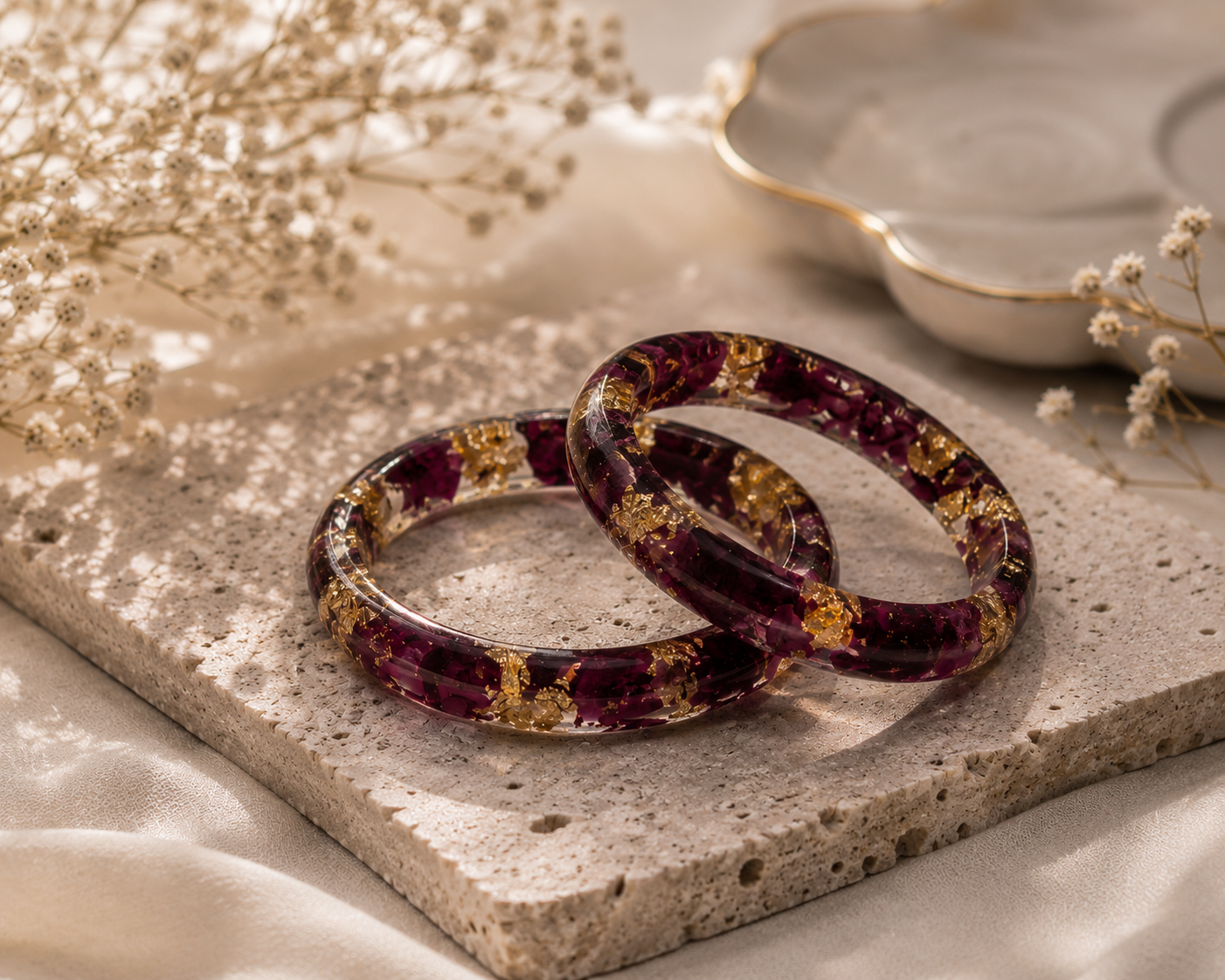 Custom Wedding Flower Preservation Resin Bangle – Gold Foil Edition