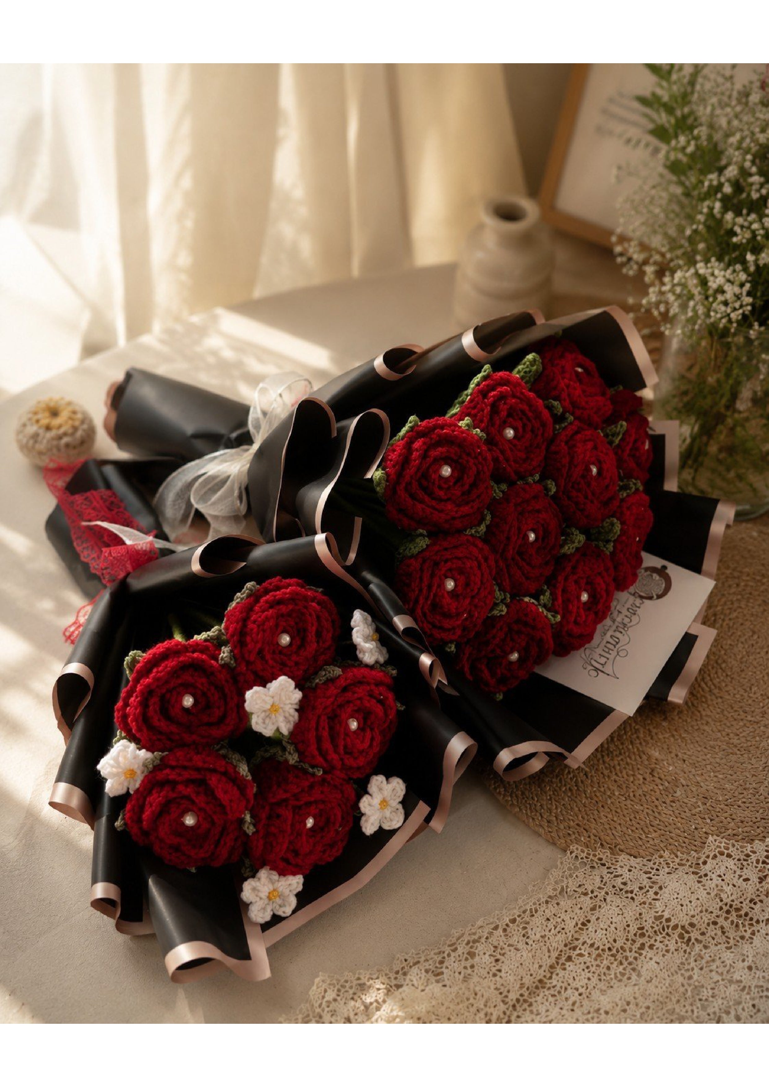 Handcrafted Crochet Red Rose & Daisy Bouquet with Pearl Centers | Gothic Luxury Knit Eternal Flower Arrangement in Gold-Trimmed Matte Black Wrapping PACK OF -2