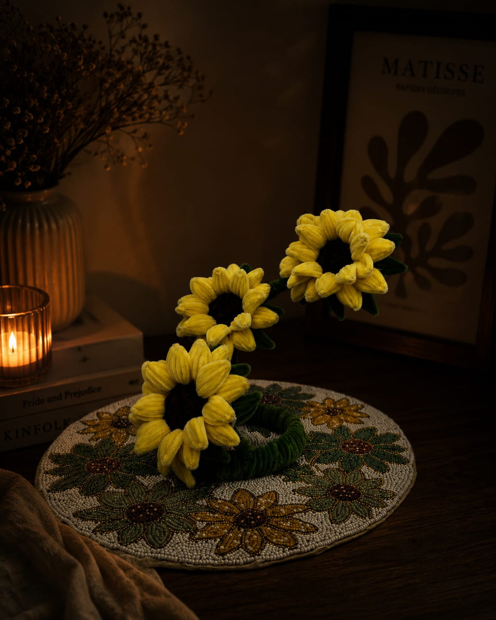 Golden Sunflower Crochet Lamps & Decor | Mobo Makes